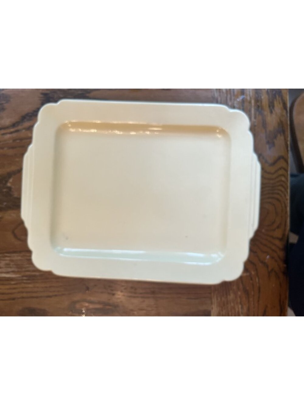 Homer Laughlin Riviera Ivory 15" Oval Serving Platter With Scalloped Edges - Vin